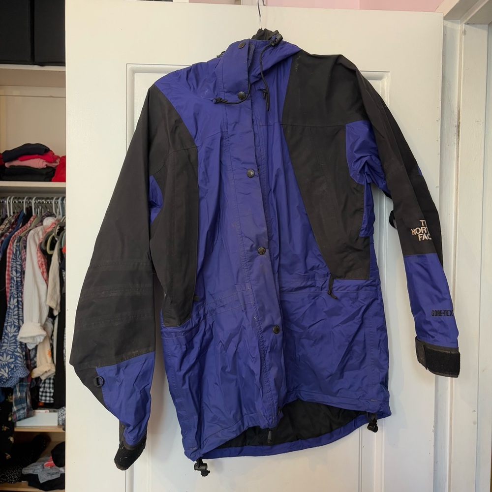 The North Face Blue and Black Ski Jacket Weather-Resistant